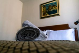 Leonis Rooms