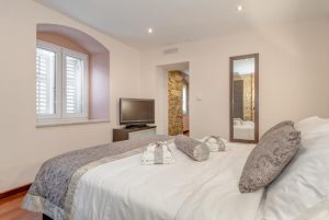 Palace Suites Heritage Hotel