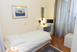 Hotel Peristil